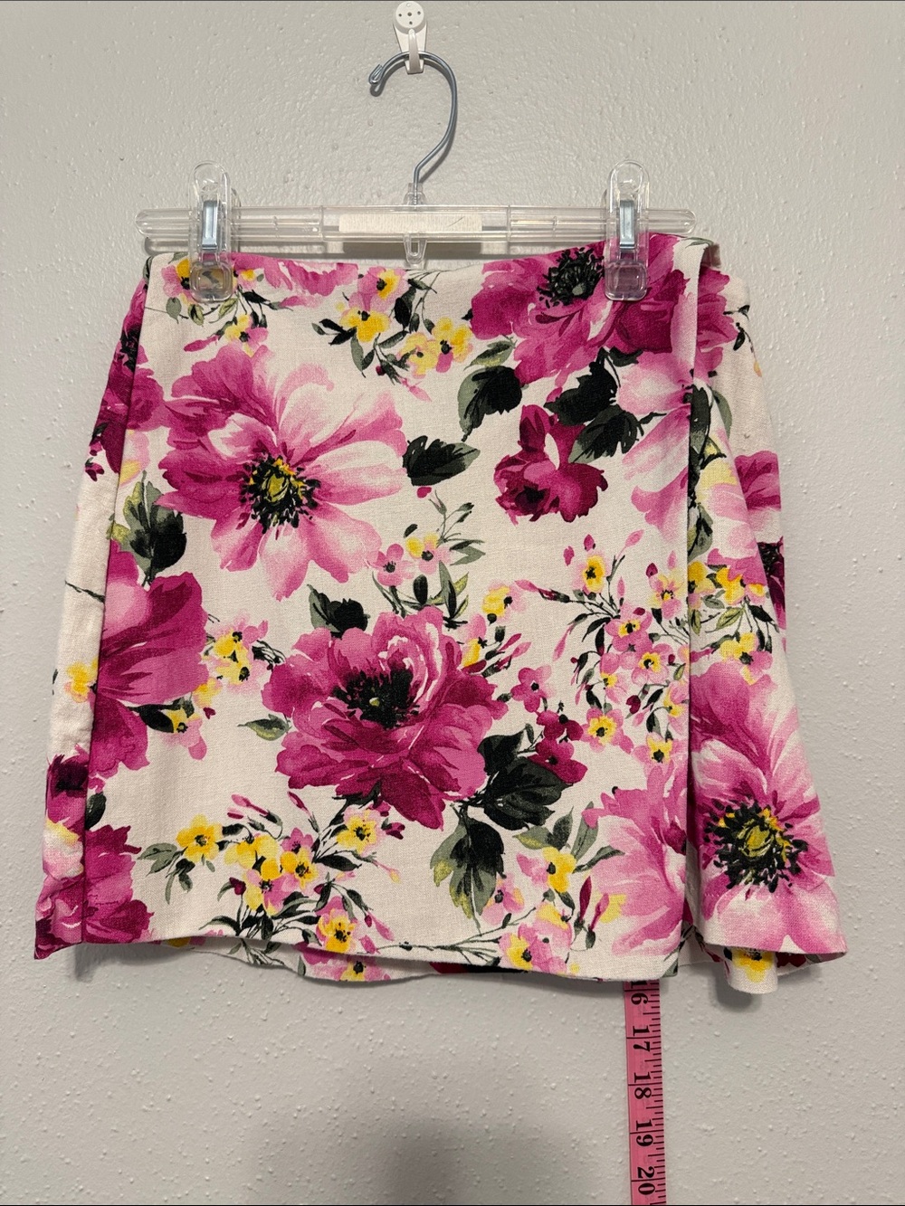 Abercrombie &Fitch “Scarlett” Linen-Blend Wrap Mini Skort